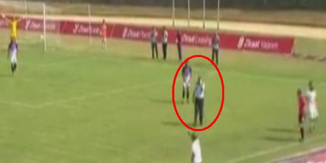 Telefon görüşmesiyle maça damga vurdu