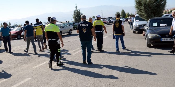 Malatya’da oto pazarlarında uygulama