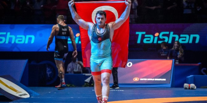 Rıza Kayaalp, Dünya Şampiyonu oldu