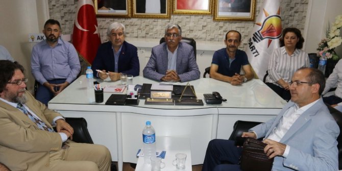 AK Parti’li Şenyiğit aday olmayacağını açıkladı