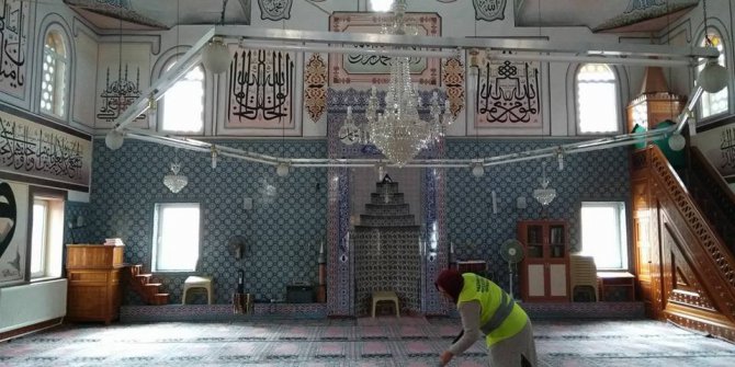 Pazaryeri’nde camiler temizleniyor