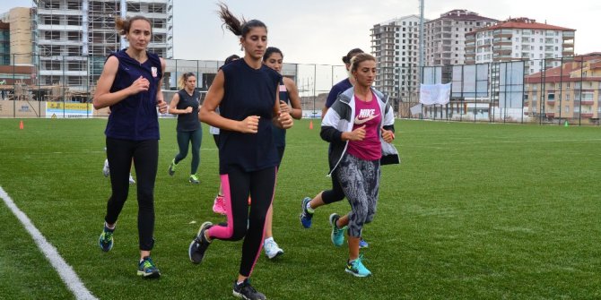 Pursakları’ın voleybolda hedefi Sultanlar Ligi