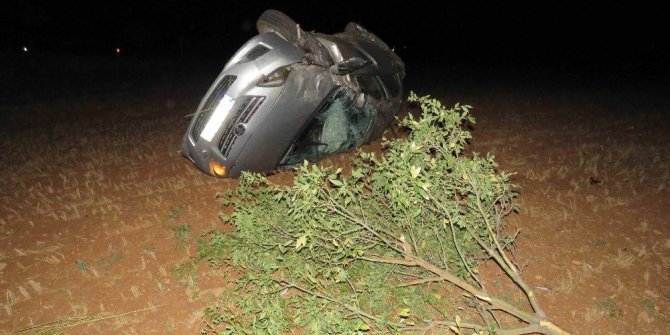 Konya’da otomobil tarlaya uçtu: 3 yaralı