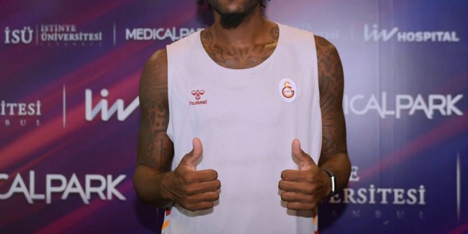 Galatasaray’ın yeni transferi Christmas, sağlık kontrolünden geçti