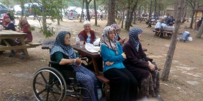 Diyaliz hastaları piknikte buluştu