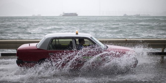 Hato Tayfunu, Hong Kong’u vurdu