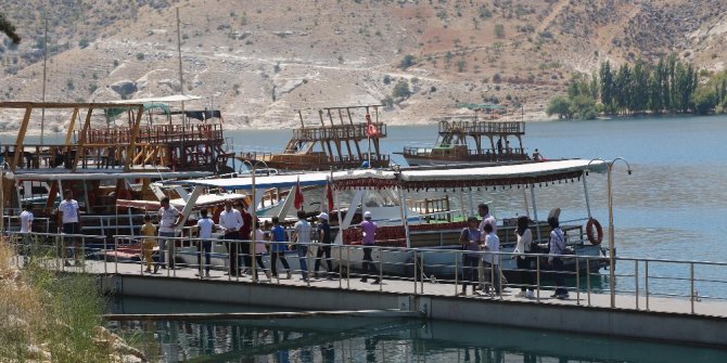 Sevgi evlerinde kalan çocuklara Halfeti gezisi