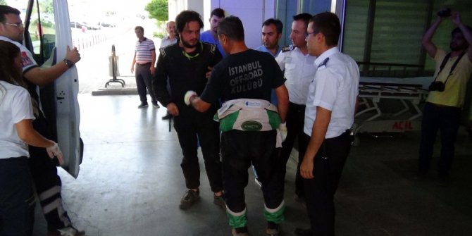 Ralli’de araçları yanan iki yarışmacı ölümden döndü