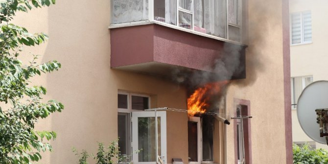 Site içinde çıkan yangın korkuttu