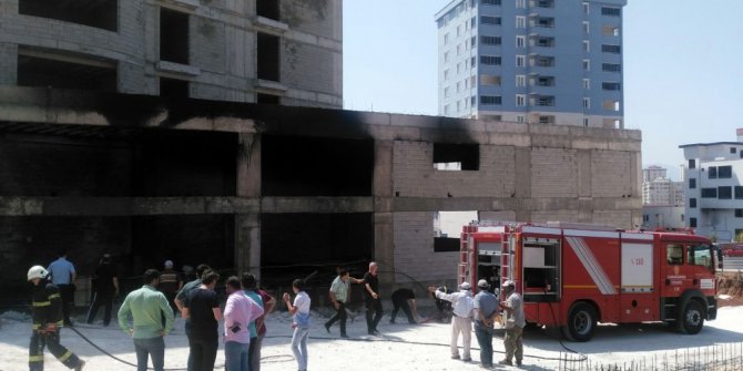 Kahramanmaraş’ta inşaattaki yangın korkuttu