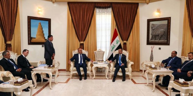 Dışişleri Bakanı Çavuşoğlu,  Irak Meclis Başkanı Cuburi ile görüştü