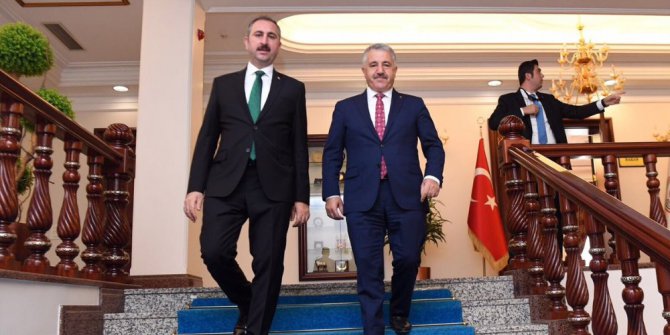 Bakan Arslan, Adalet Bakanı ile Milli Eğitim Bakanı’nı ziyaret etti