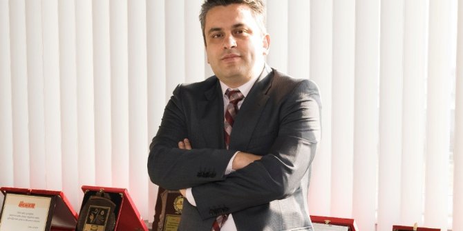 AK Parti Bursa İl Başkanı işadamı Ayhan Salman oldu