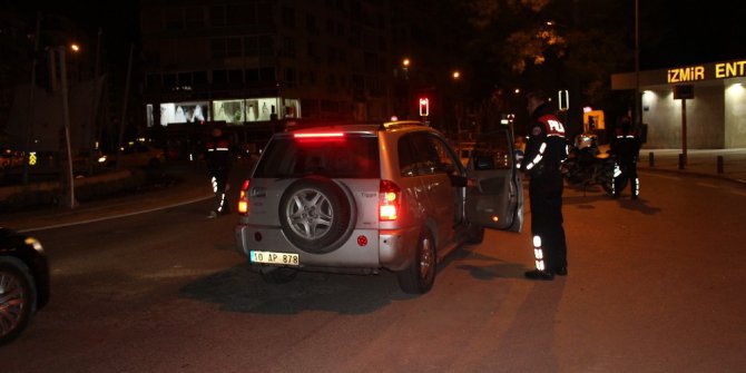 İzmir’de 813 polisle huzur uygulaması