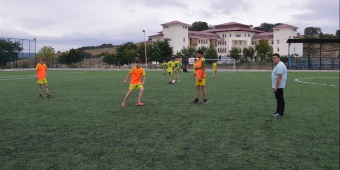 İvrindi’ de 18 yaş altı kaymakamlık futbol turnuvası başladı