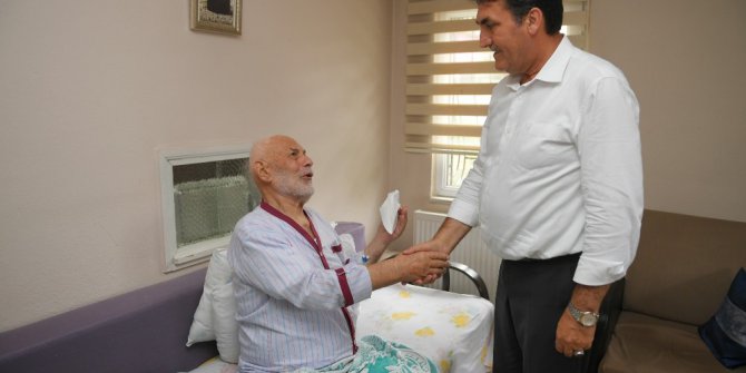 Dündar’dan vefa ziyareti