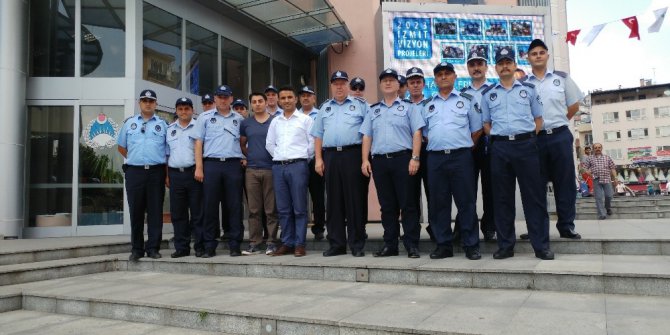 İzmit zabıtası bayrama hazır