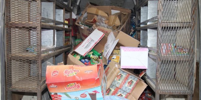 Siirt’te tarihi geçmiş gıdalar yakılarak imha edildi