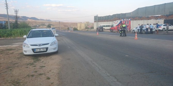 İki otomobil çarpıştı: 1 yaralı