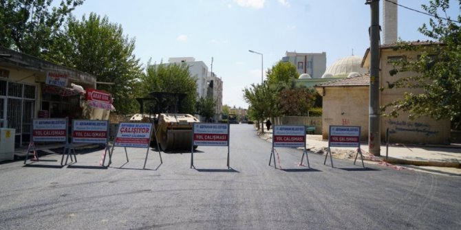 Kahta’da bayram öncesi asfalt çalışması