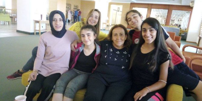 Milli bayan patencilere Çebi sürprizi