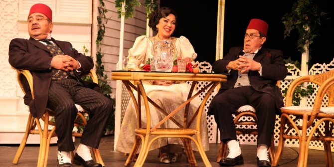 Hisse-i Şayia İzmir fuarında herkesi güldürdü