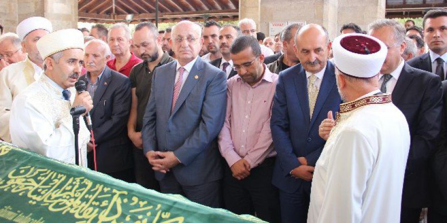 Meclis Başkanı Kahraman Ve Bakan Müezzinoğlu, Birlik Vakfı Şube Başkanı’nın Cenazesine Katıldı