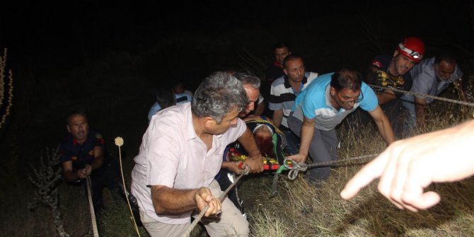 Uçuruma yuvarlanan kadın için ekipler seferber oldu