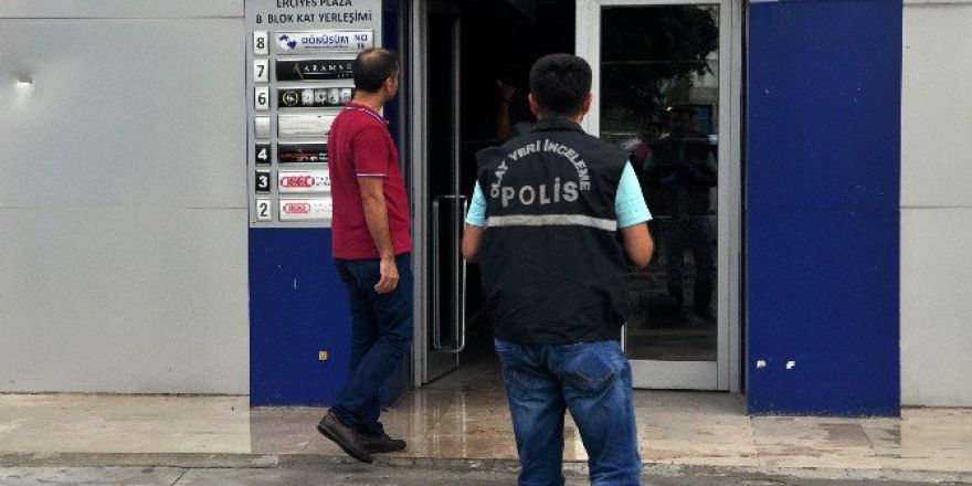 Antalya’da Silahlı Kavga: 2 Yaralı