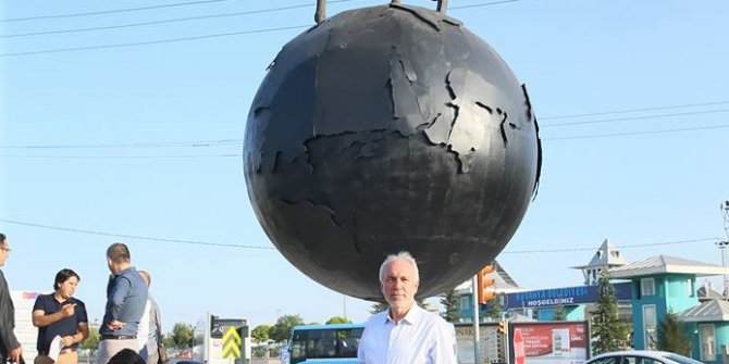 Kütahya’da Evliya Çelebi’nin anıtı taşındı