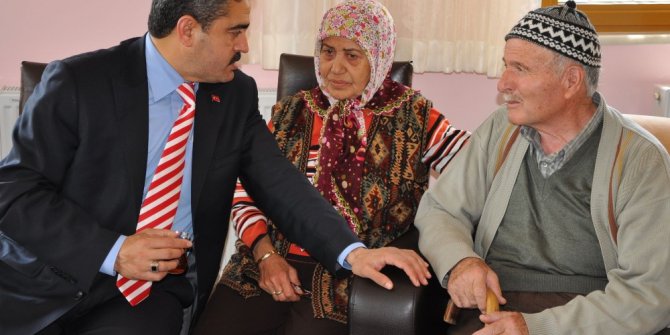 Nazilli Belediyesi yatalak hasta ve yaşlıları bayrama hazırlıyor