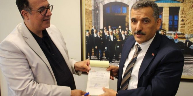 Vali Kaymak, kurban vekaletini Kızılay’a verdi