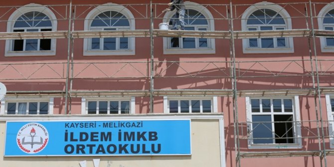 Melikgazi’den okullara hizmet