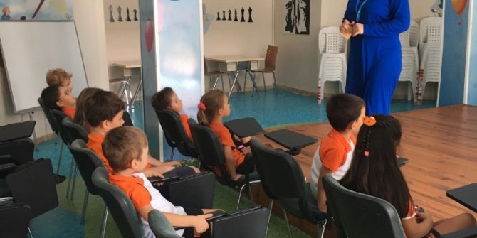 Çocuk Hakları Okul’u çalışmalarına devam ediyor