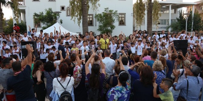 Urla Belediyesi yaz dönemi kurslarını bitirdi