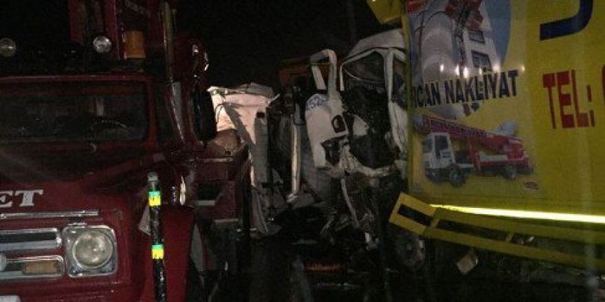 Afyonkarahisar’da Trafik Kazası: 3 Ölü, 5 Yaralı