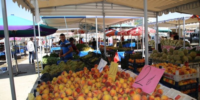 Siirt’te satıcılar semt pazarına yerleşmeye başladı