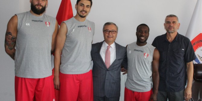 Anakentspor’da yeni transferler imzaları attı