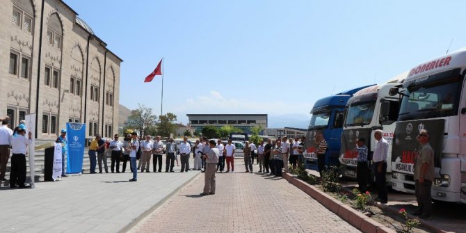 Kayseri’den Halep’e toplam 244 tır yardım malzemesi gönderildi