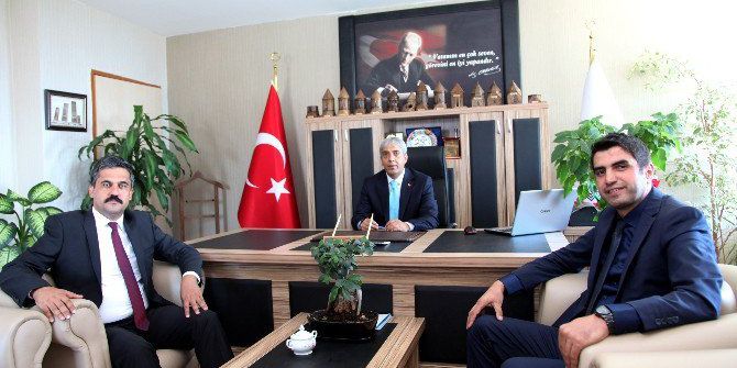 Ahlat’ta Şube Müdürleri Göreve Başladı