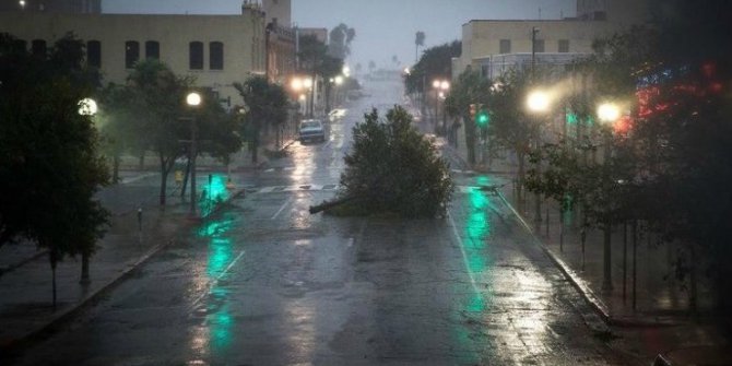 Harvey kasırgasının etkisi devam ediyor