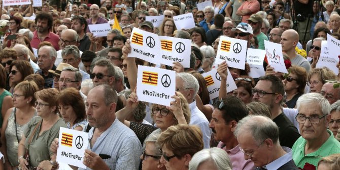 Barcelona’da teröre karşı "Korkmuyoruz" yürüyüşü