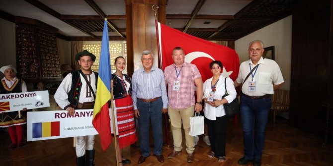 Başkan Karaosmanoğlu: “Dünya barışını hep beraber sağlayacağız”