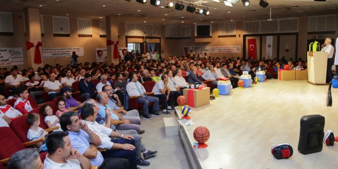 Kağıthane Belediyesi’nden yeni sezon öncesi spora dev destek