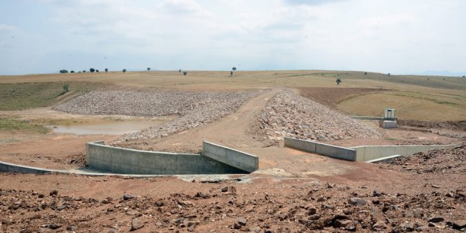 Konya Büyükşehir Belediyesinin sulama göleti yatırımları sürüyor