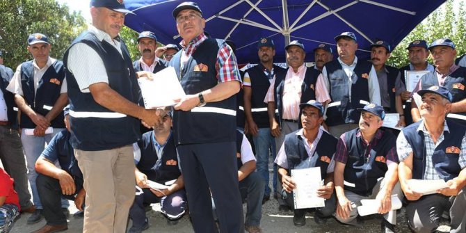 Gönüllü itfaiyeciler görev başında