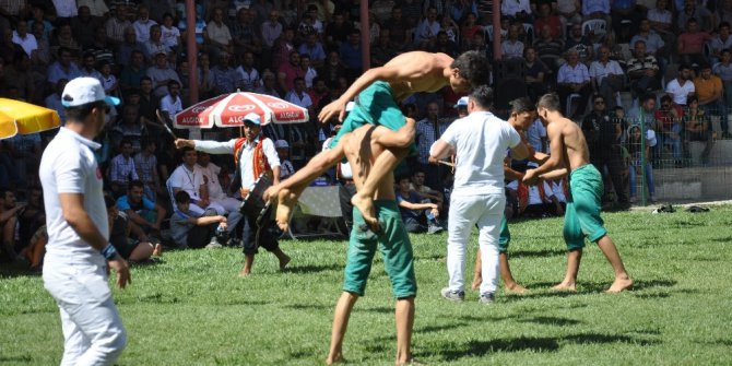 Afşin Eshab-ı Kehf Karakucak Güreş Festivali başladı