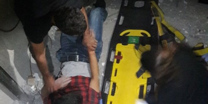 Asansör boşluğuna düşen işçi yaralandı