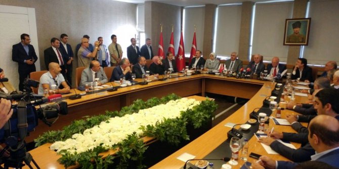 AK Parti’de “Yerel Yönetimlerle İlgili Yerel Yöneticilerle İstişare Toplantısı”