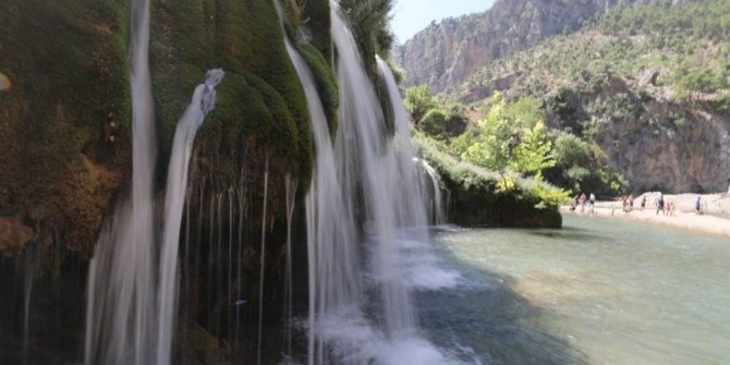 Vali Demirtaş, doğaseverleri Küp Şelaleleri’ne davet etti